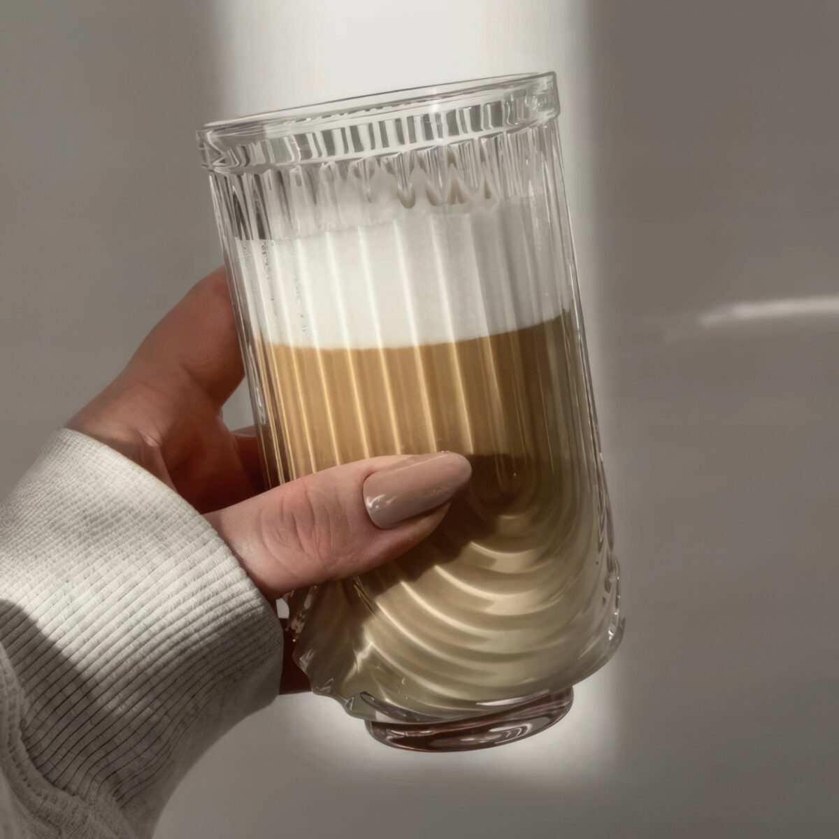 Szklanka Ryflowana Wysoka do Napojów Drinków Grube Szkło 420ml - obrazek 3