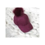 Czapka z daszkiem velvet z pomponem Bordo CZ13BOR - obrazek 2