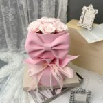 Flower box, bukiet zapachowych kwiatów mydlanych w pudełku 8szt. LED BUK24R - obrazek 3