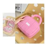 Kosmetyczka damska pikowana kuferek z rączką 21 x 17 x 8cm KS139R - obrazek 5