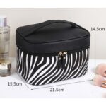 Kosmetyczka rozkładana czarna wzór zebra kuferek KS48 - obrazek 2