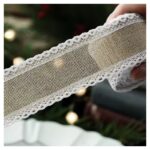 Taśma świąteczna na kokardę, wstążka na prezent Bożonarodzeniowa Beżowa 5cm x 2m KSN129 - obrazek 3